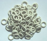 100 10mm White Rubber Rings